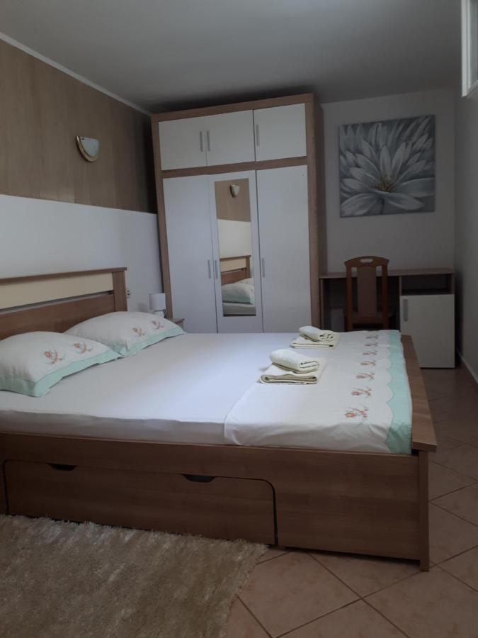 Apartman Maja Lägenhet *