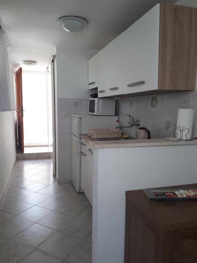 Apartman Maja *